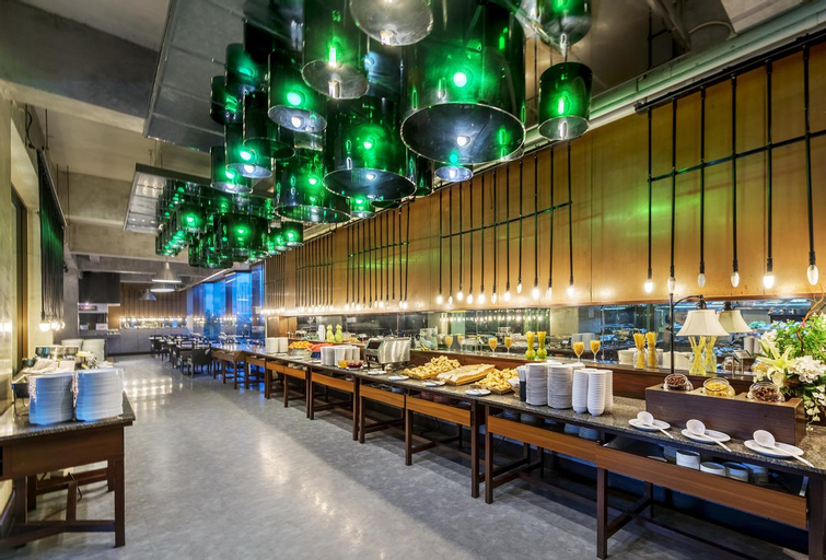 Food & Drinks 4, Graph Hotel, Huai Kwang