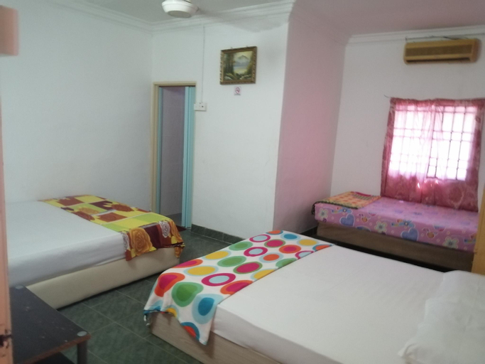 Bedroom 5
