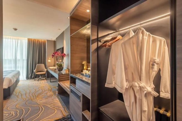 Bedroom 27