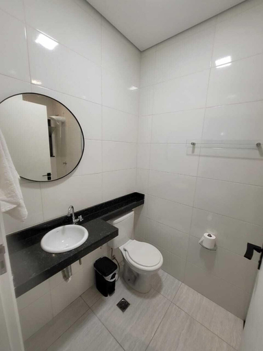 Bathroom 5, Sapucaia Flat, Santa Rita do Ibitipoca