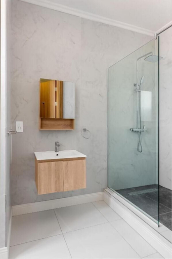 Bathroom 4, Four-Two Africa Lane Luxury Apartment, Eti-Osa