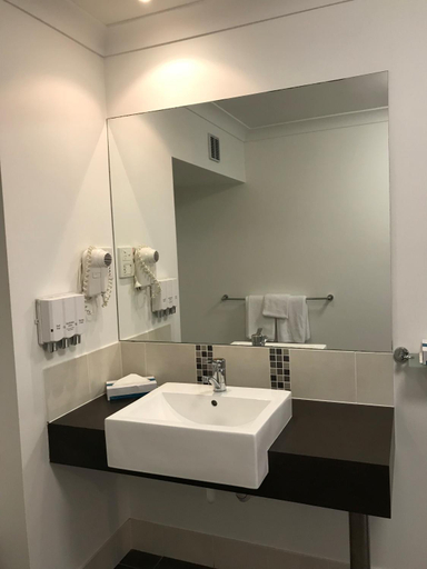 Bathroom 3, Bay Village Tropical Retreat, Cairns