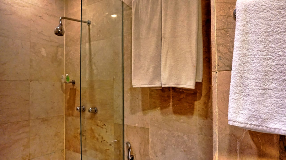 Bathroom 5