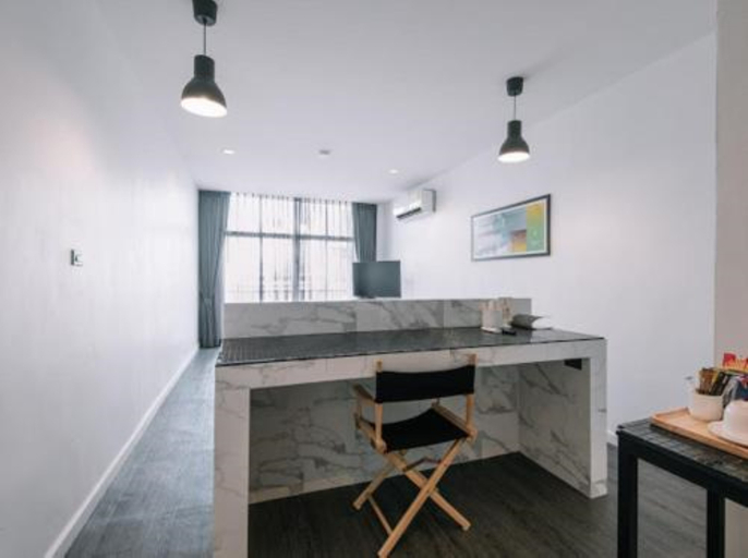 Dining Room 21