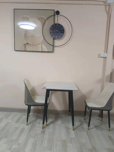 Dining Room 21