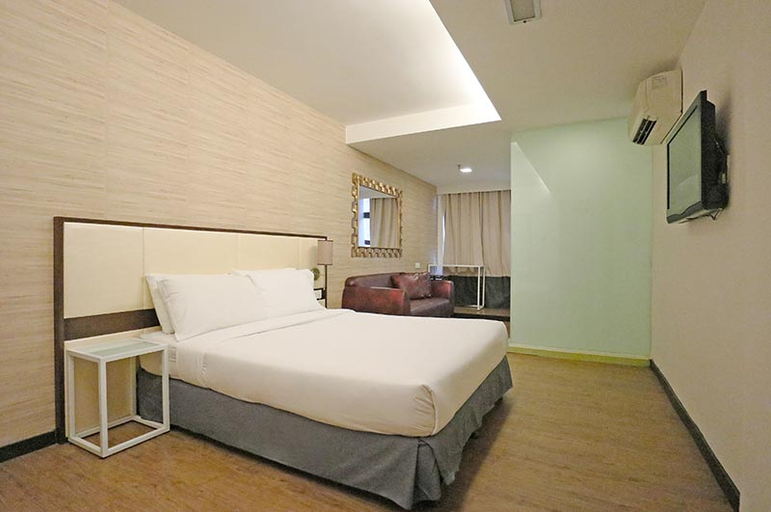 Bedroom 25