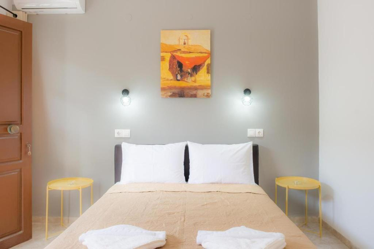 Others 3, Stellar Apartments II, Crete