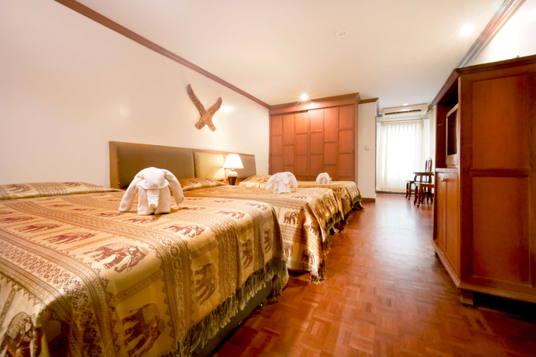 Bedroom 12