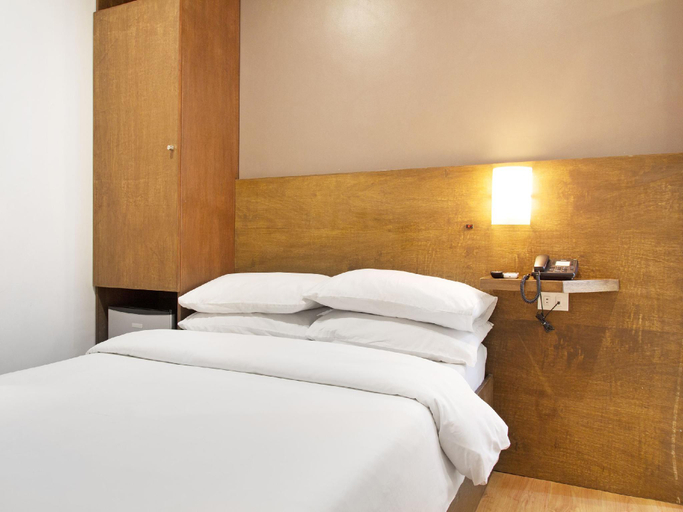 Bedroom 18