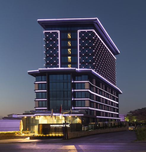 Golden Tulip Istanbul Bayrampasa Hotel, Eyüp