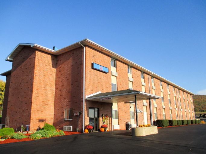 Exterior & Views 2, Motel 6 Drums, PA, Luzerne