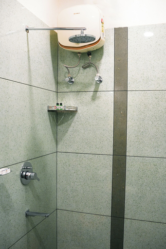 Bathroom 4, Space Rock Resort, Wayanad