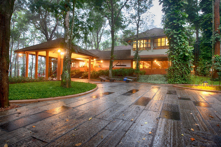 Greenwoods Resort, Thekkady, Theni