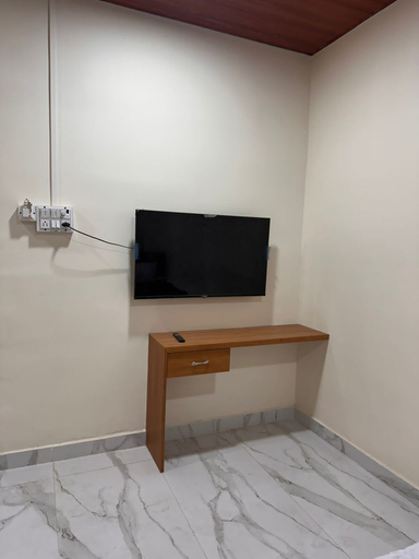 Bedroom 3, Hotel fulora, Satara