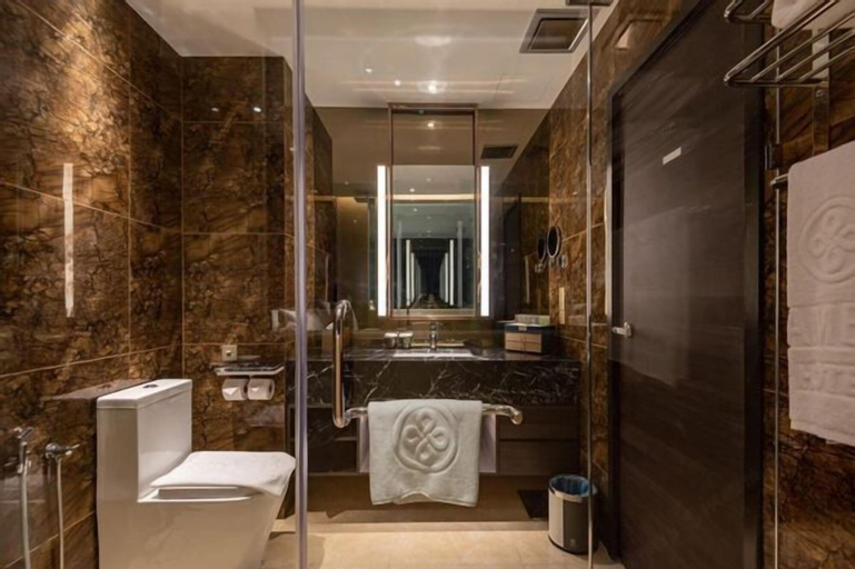 Bathroom 30