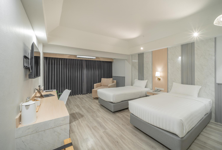 Bedroom 6