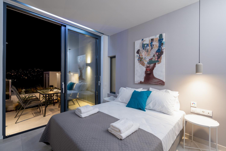 Bedroom 4, White Cliff Luxury Suites, Attica