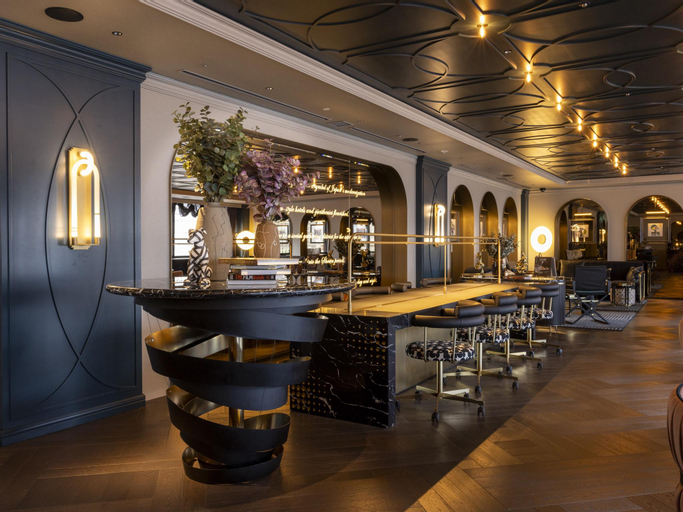 Restaurant 2