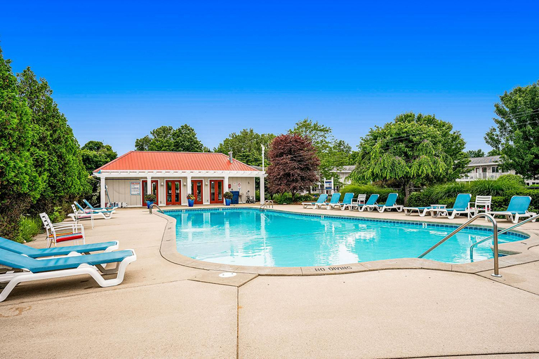 Sport & Beauty 2, Bluebird Condo, Allegan