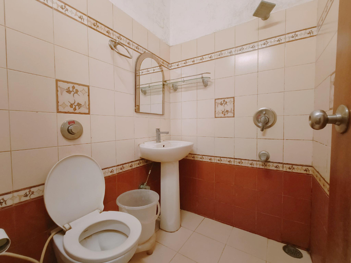 Bathroom 4, Hotel Royal Inn, Amritsar