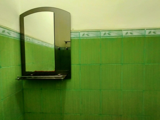 Bathroom 4