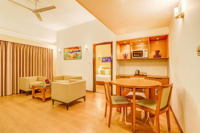 Dining Room 13
