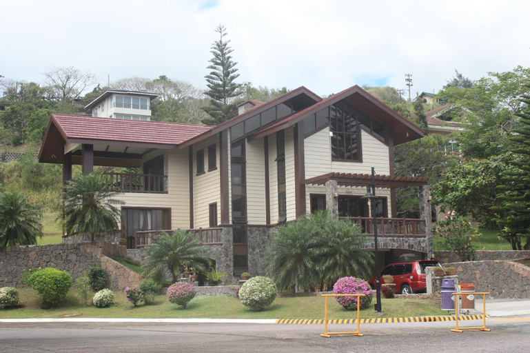 Tagaytay canyon woods house, Tagaytay City