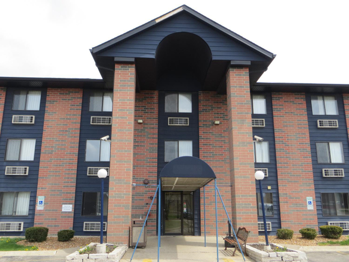 Exterior & Views 2, Motel 6 Elk Grove Village, IL - O'Hare, Cook