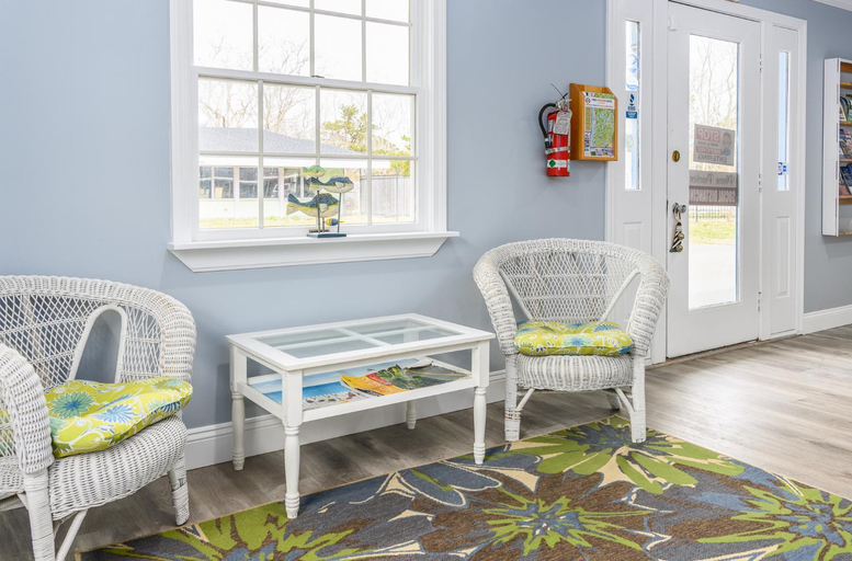 Public Area 2, Blue Dolphin Inn, Barnstable
