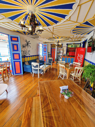 Others 5, Hostal Mythos, Filandia