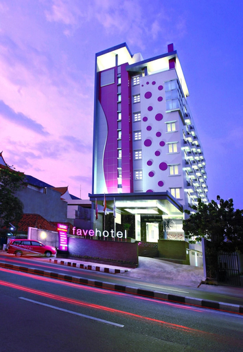 Exterior & Views 2, favehotel Zainul Arifin (Gajah Mada), Central Jakarta