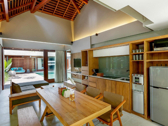 Dining Room 7