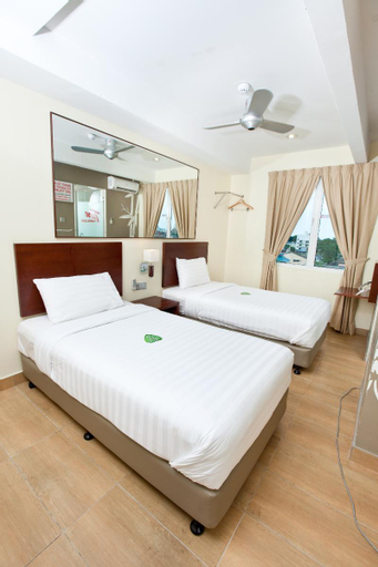 Bedroom 12
