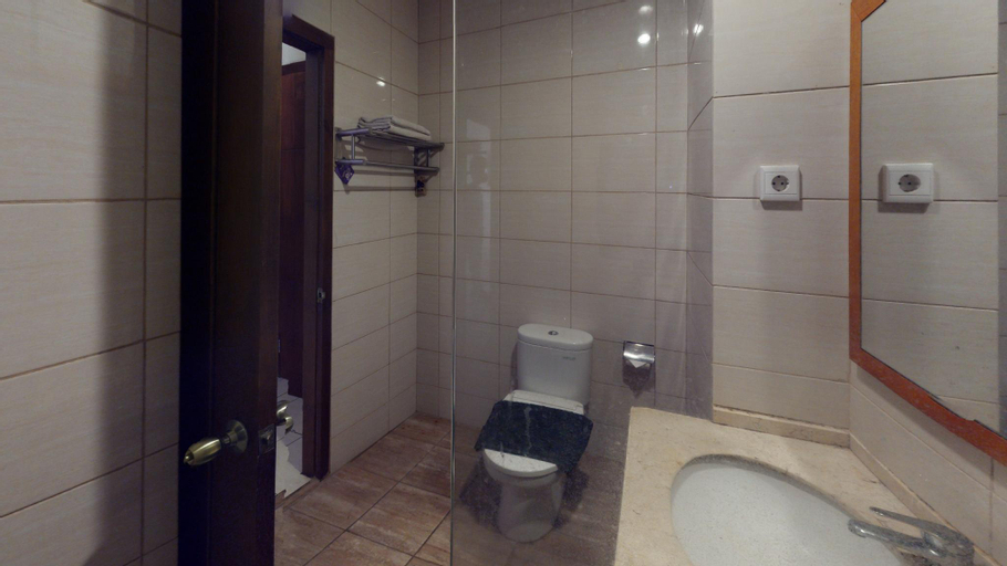 Bathroom 2