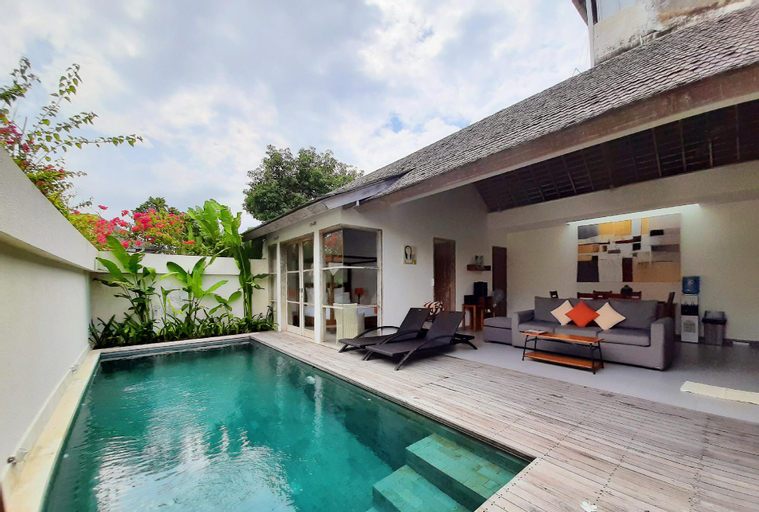 Swimming Pool 2