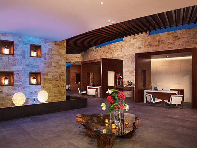 Public Area 4, Breathless Riviera Cancun Resort & Spa® - All Inclusive - Adults Only, Benito Juárez