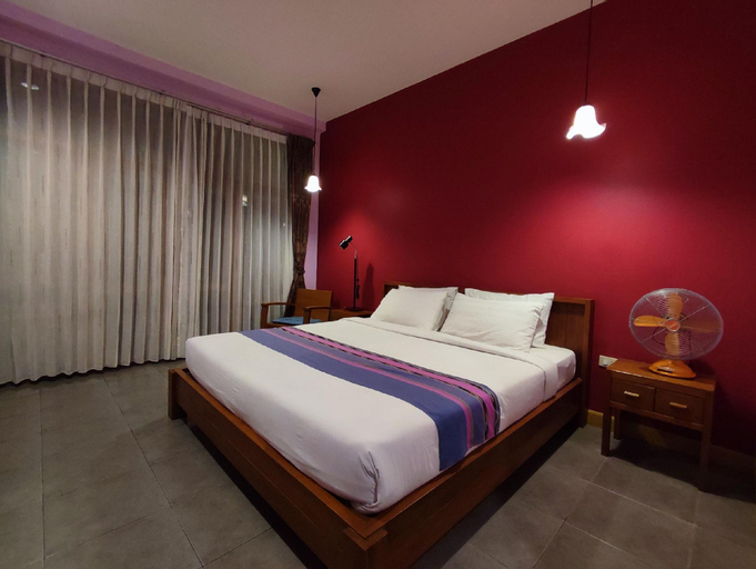 Bedroom 12