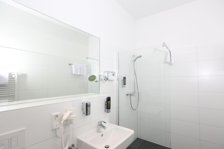 Others 5, Hoteltow, Potsdam-Mittelmark