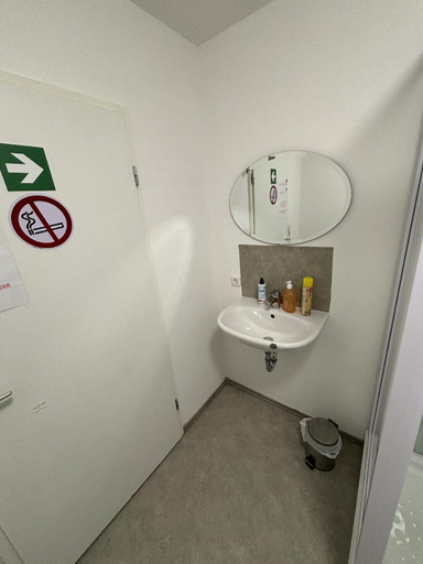 Bathroom 2, Kleines Doppelzimmer Raum 1, Mettmann