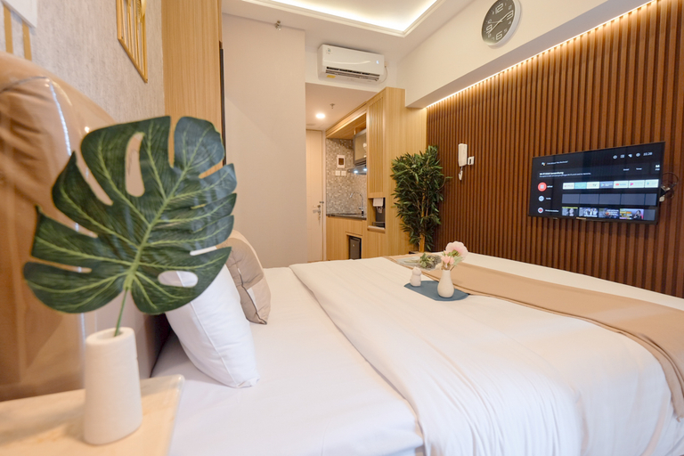 Others 3, Good Deal Compact Studio at Tokyo Riverside PIK 2 Apartment By Travelio, Tangerang
