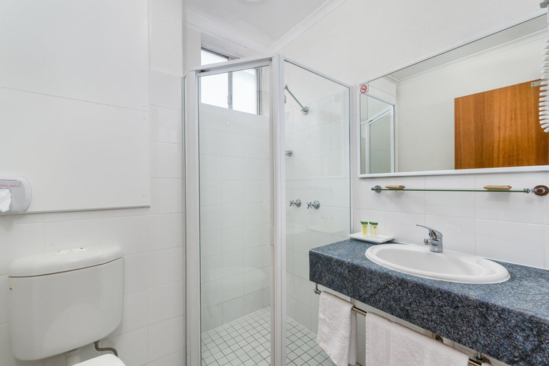 Bathroom 5