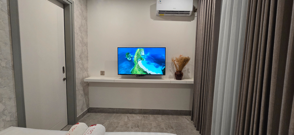 Bedroom 30