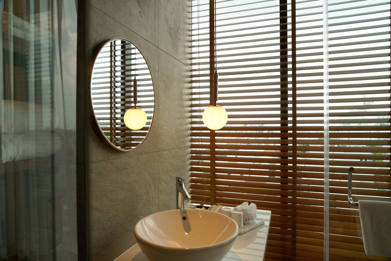 Bathroom 7