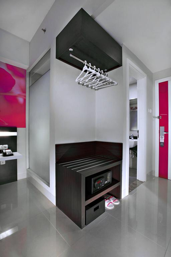 Dining Room 29