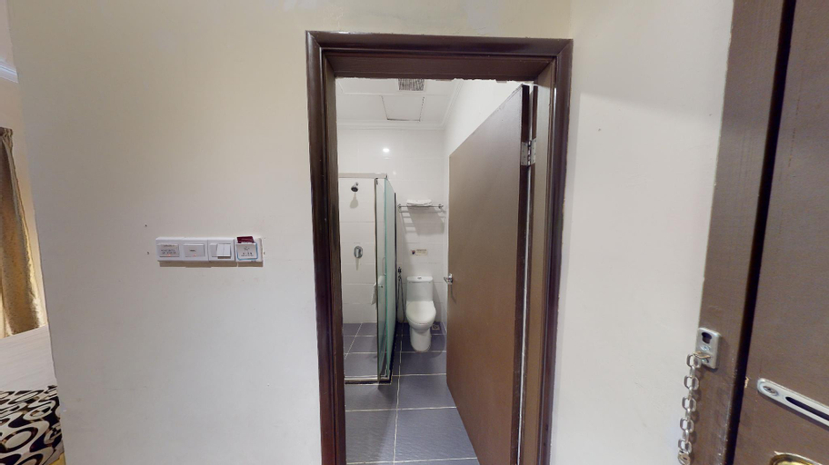 Bathroom 5