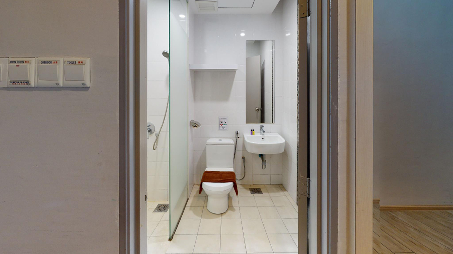 Bathroom 29