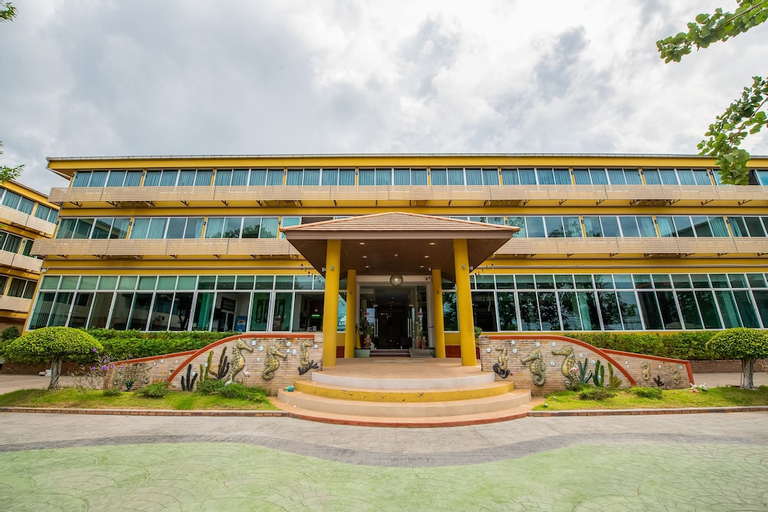 Sea Paradise Hotel Sattahip, Sattahip