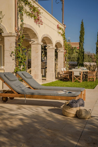 Others 4, Villa Comi, Ionian Islands