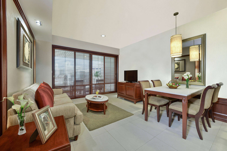Dining Room 1