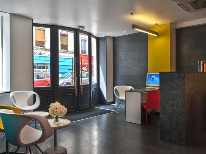 Public Area, Hotel des Metallos, Paris